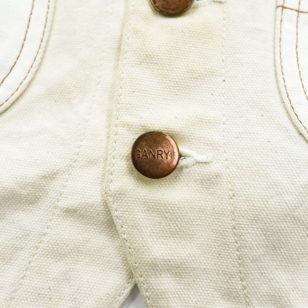 COMME des GARÇONS Ganryu Cotton Vest Off-White Patch Pockets Metal Buttons Back Adjuster Made in Japan S