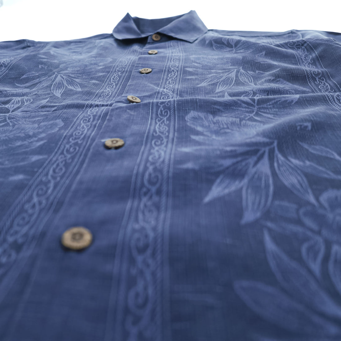 Tommy Bahama Short Sleeve Shirt Navy slub/linen-look, tonal floral vertical panels, coconut-style buttons