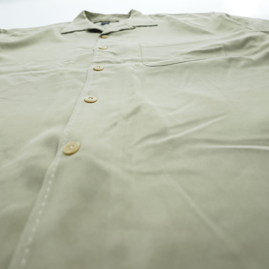 Nat Nast Luxury Originals 90s Vintage short sleeve 100% silk camp collar shirt sage green embroidered crest L