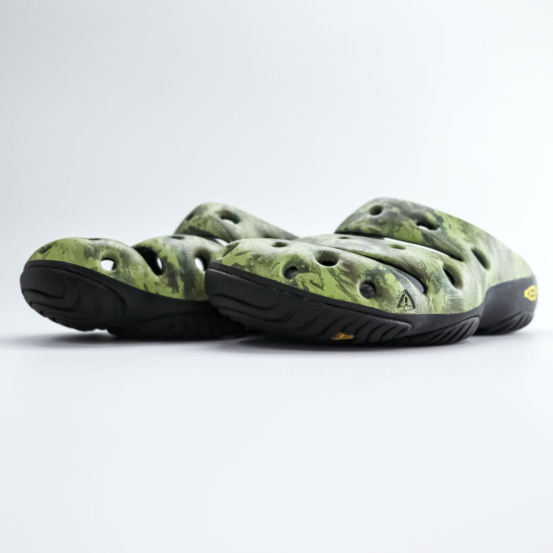 KEEN ヨギ YOGUI ARTS クロッグ サンダル 25cm カーキ グリーン CAMO GREEN