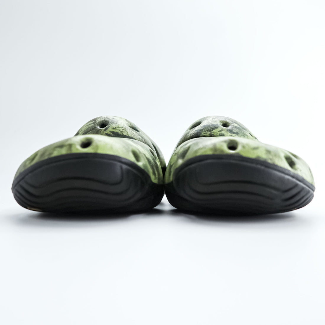 KEEN ヨギ YOGUI ARTS クロッグ サンダル 25cm カーキ グリーン CAMO GREEN