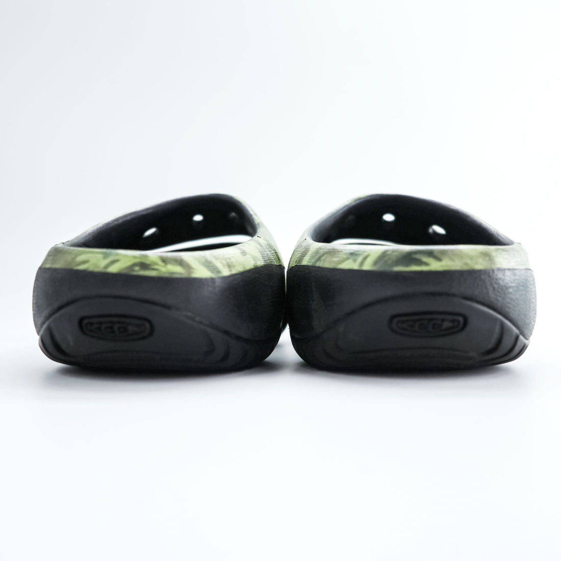 KEEN ヨギ YOGUI ARTS クロッグ サンダル 25cm カーキ グリーン CAMO GREEN