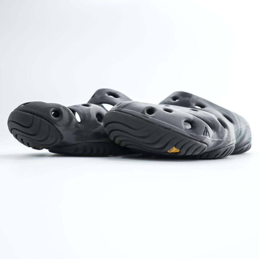 KEEN ヨギ YOGUI クロッグサンダル 26cm ブラック グレー 総柄 BLACK MABLE