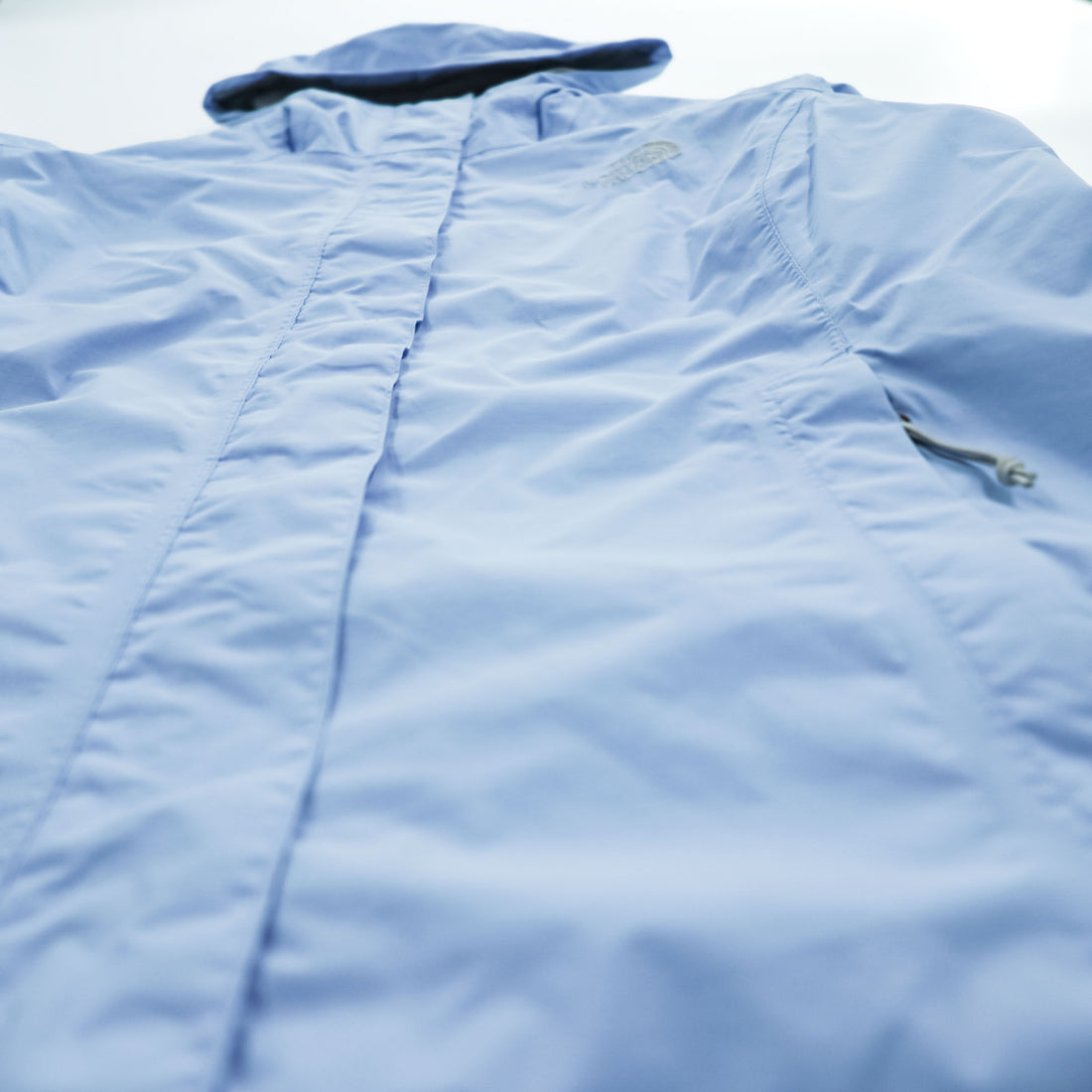 The North Face Resolve 2 DryVent Rain Jacket Light Blue Mesh Lined Hooded Size S