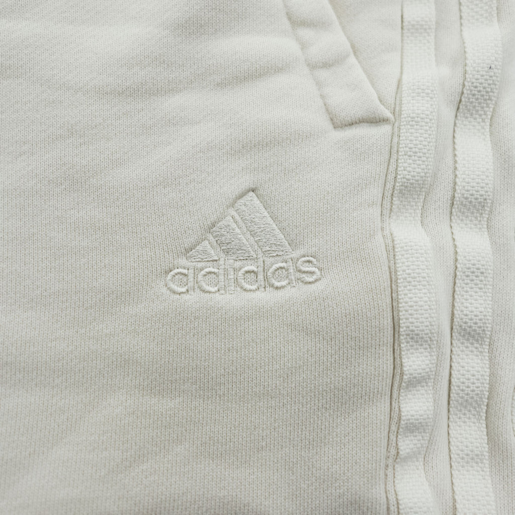 adidas KUE44 IT0917 3-Stripes Sweat Shorts Ivory Cotton Fleece Shorts Asia XL Made in Vietnam