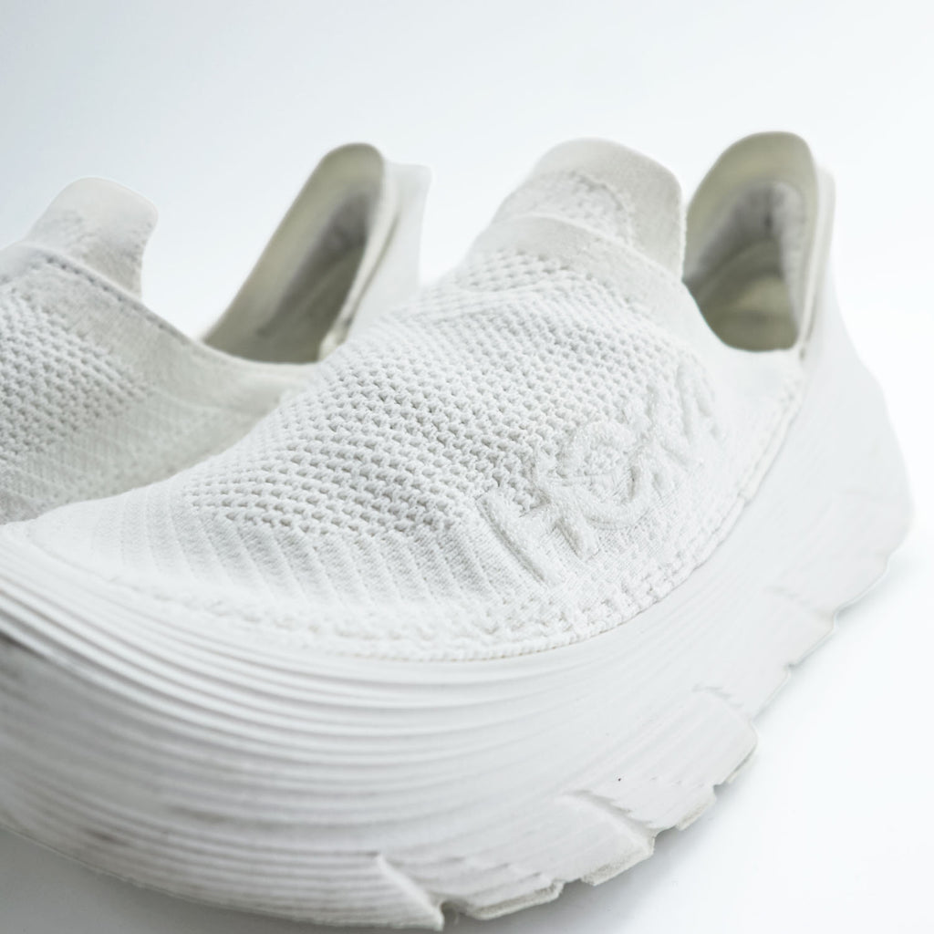 HOKA ONE ONE リストア TC Restore TC スリッポンシューズ スニーカー 26cm ホワイト EVAソール