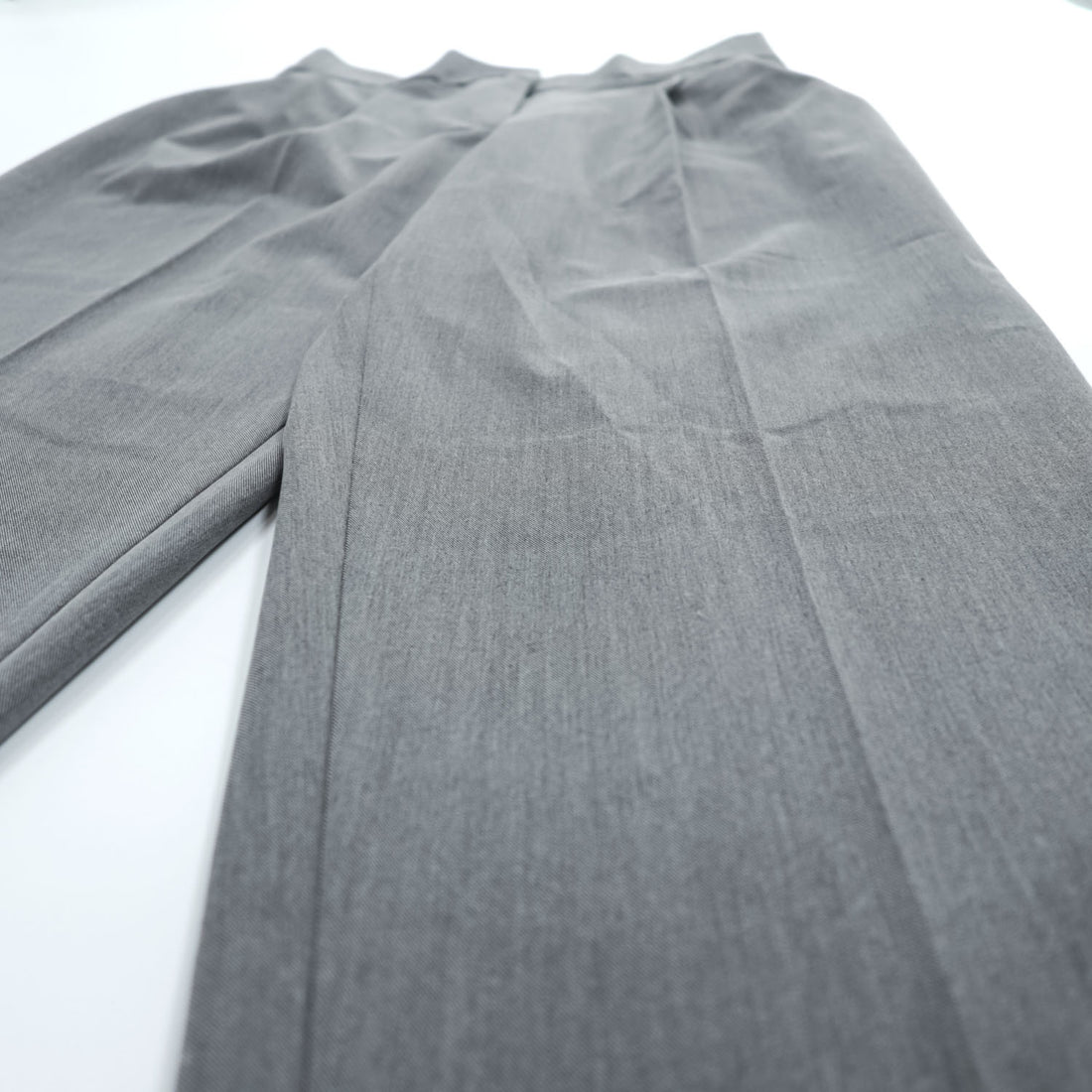 ZARA 2タック ワイド スラックス パンツ M グレー ストレッチ プリーツ ダブルカフス