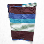 Patagonia ボードショーツ Wavefarer Board Shorts ナイロンショートパンツ ハーフパンツ L ボルドー ブルー グリーン マルチカラー ボーダー 86558