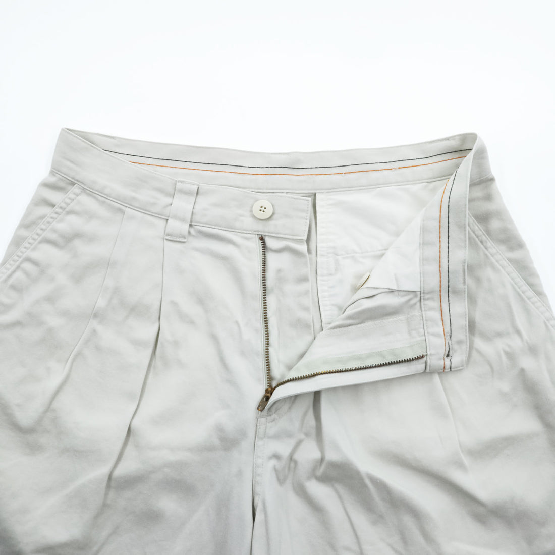 Patagonia Organic Cotton Pleated Chino Shorts Beige Ivory Made in Malaysia PO 5024 Men’s 30