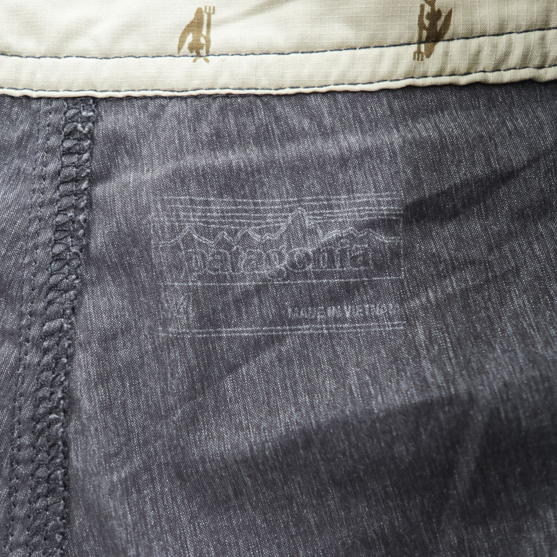 Patagonia ボードショーツ ナイロン ショートパンツ L グレー ストレッチ SCALLOP HEM STRETCH WAVEFARER BOARDSHORTS 86731