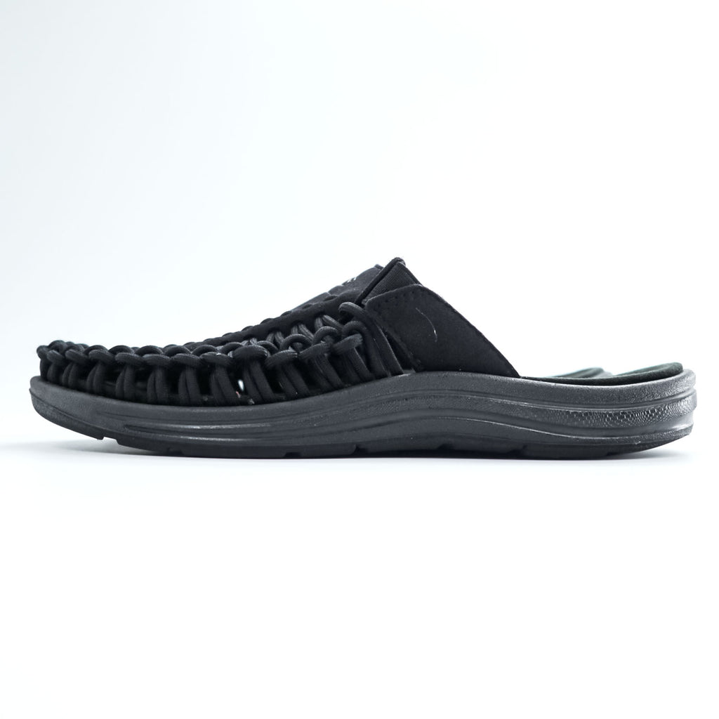 KEEN UNEEK 2 SLIDE Sandals US8 Black