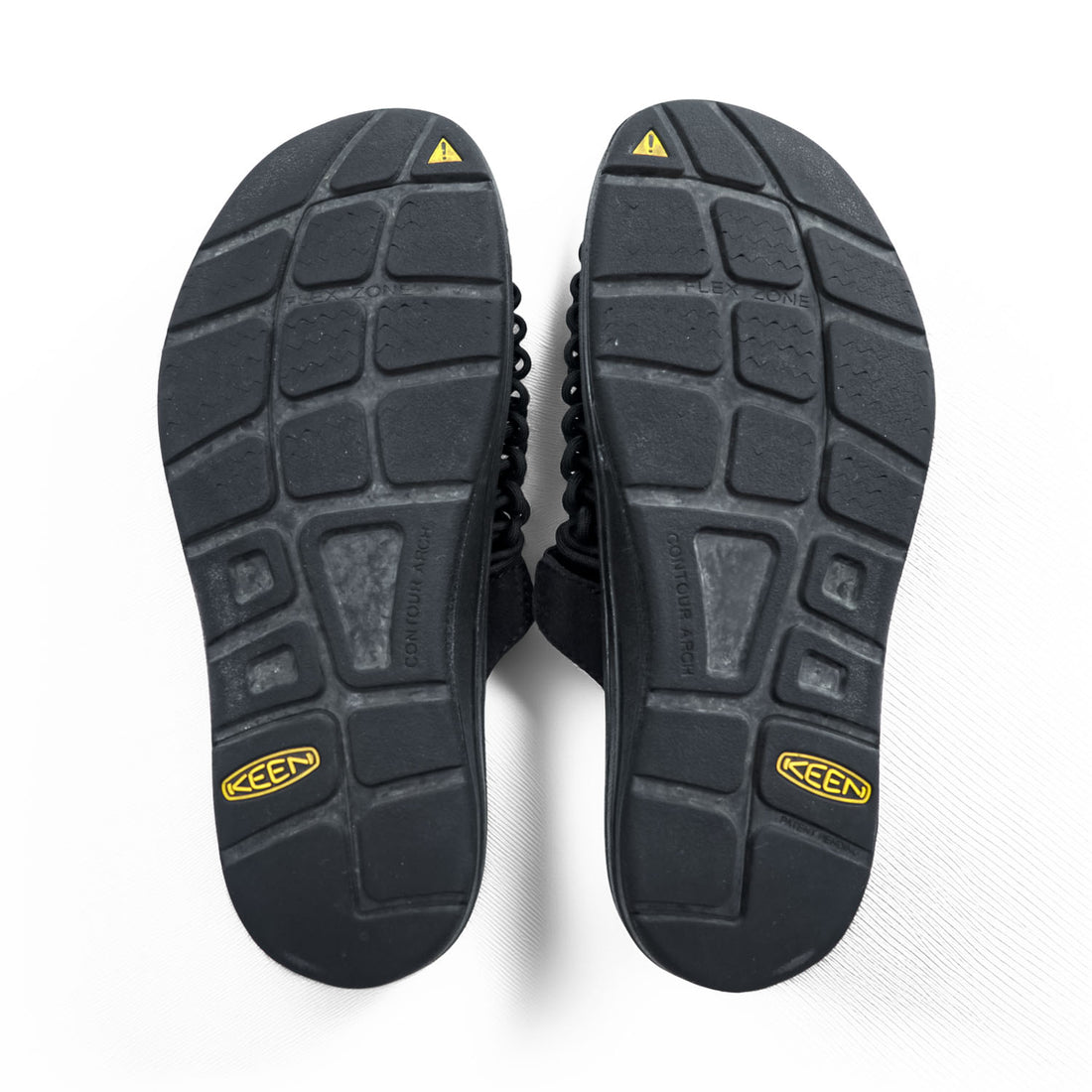 KEEN UNEEK 2 SLIDE Sandals US8 Black
