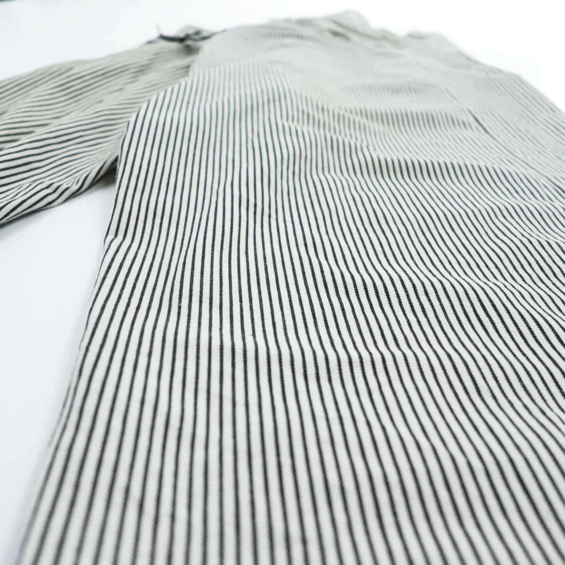FACETASM 日本製 アシンメトリー ワイドパンツ BIG&SLIM ヒッコリー XL グレー ホワイト ストライプZUK-5030-03