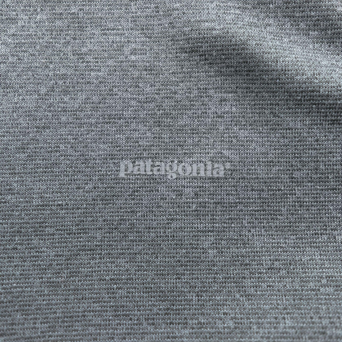 Patagonia Long Sleeve T-Shirt, XL, Grey, Stretch Capilene 3 Midweight Zip Neck Pullover 44441