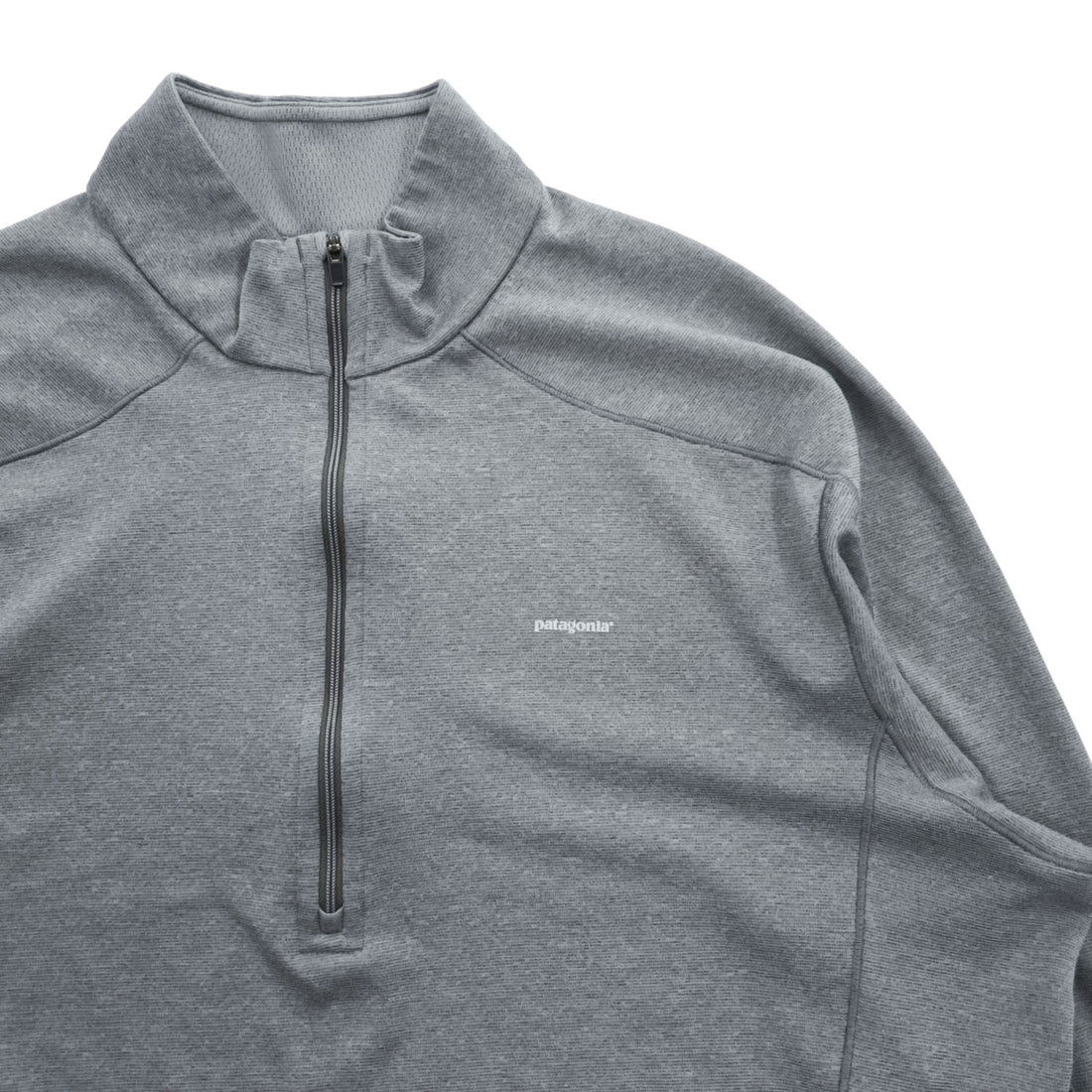 Patagonia Long Sleeve T-Shirt, XL, Grey, Stretch Capilene 3 Midweight Zip Neck Pullover 44441