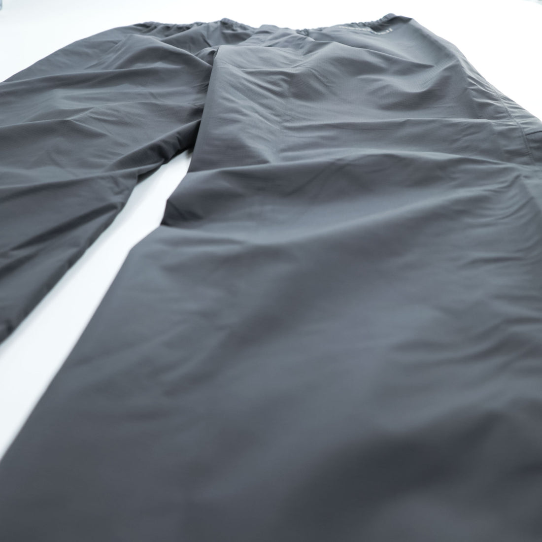 mont-bell ゴアテックス GORE-TEX 防水 レインダンサーパンツ シェル アウトドア パンツ L グレー 1128342