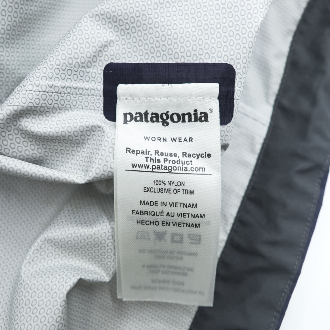 Patagonia Mountain Parka Shell Rain Jacket, Size S, Blue/Navy, Waterproof, Drawcord, Torrentshell, Breathable, 83307