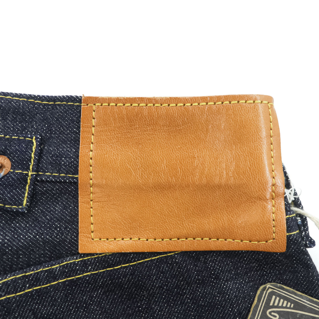 CHEVIGNON 日本製 リジッド デニムパンツ ジーンズ M セルヴィッヂ 濃紺 シンチバック ボタンフライ 未使用品