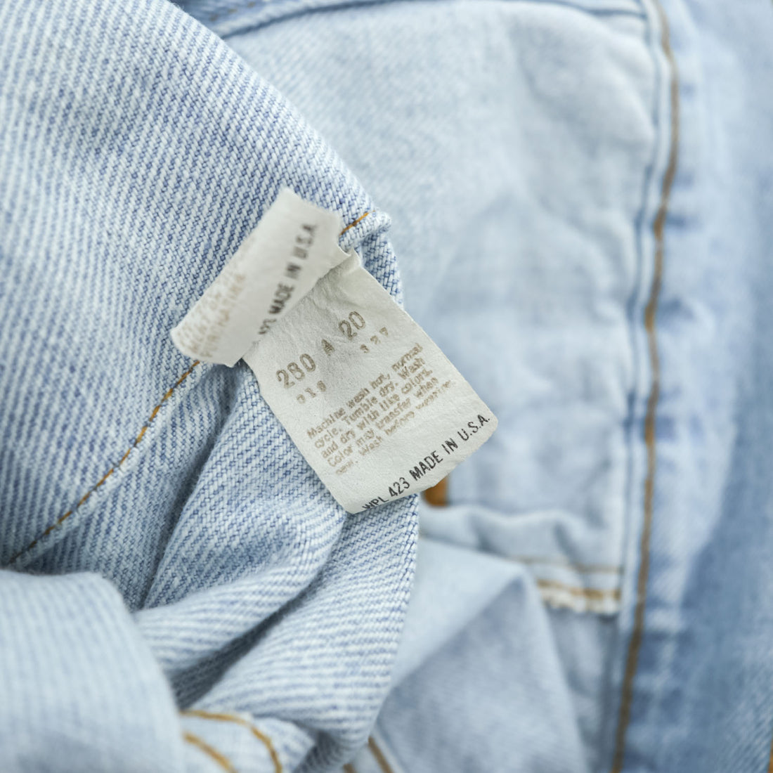 Levi Strauss USA-Made 1980s Vintage Denim Jacket (G-Jean) Size M, Blue, Button Backing 527, 70506-0211