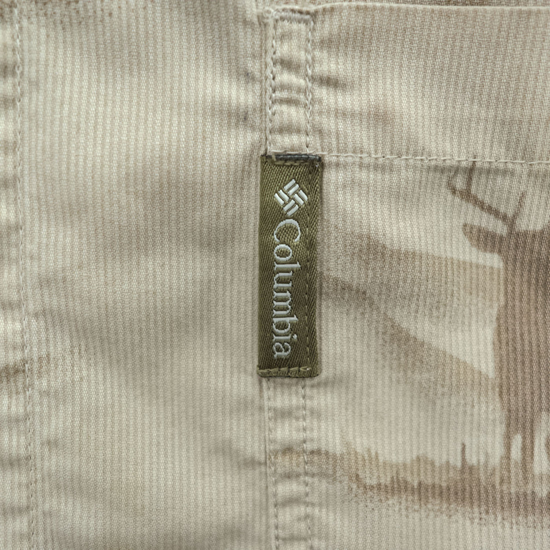 Columbia 長袖 ボタンダウンシャツ RIVER LODGE M ベージュ 総柄 アニマル 胸ポケット HM7026