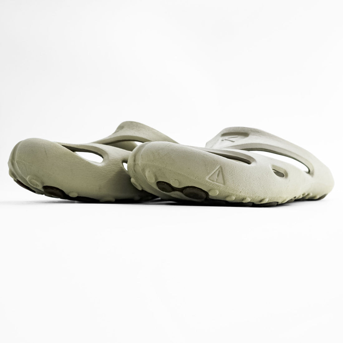 KEEN シャンティ SHANTI クロッグサンダル 29cm ベージュ グレー