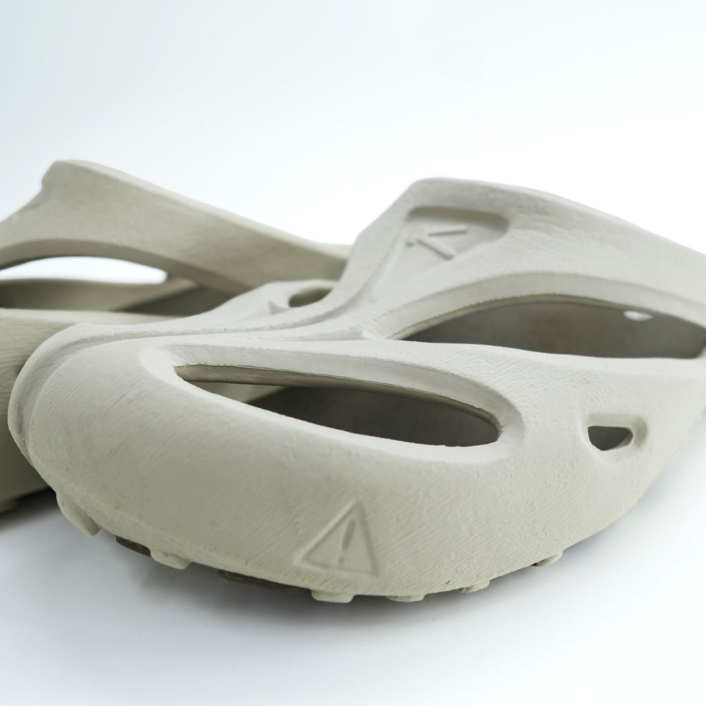 KEEN シャンティ SHANTI クロッグサンダル 29cm ベージュ グレー