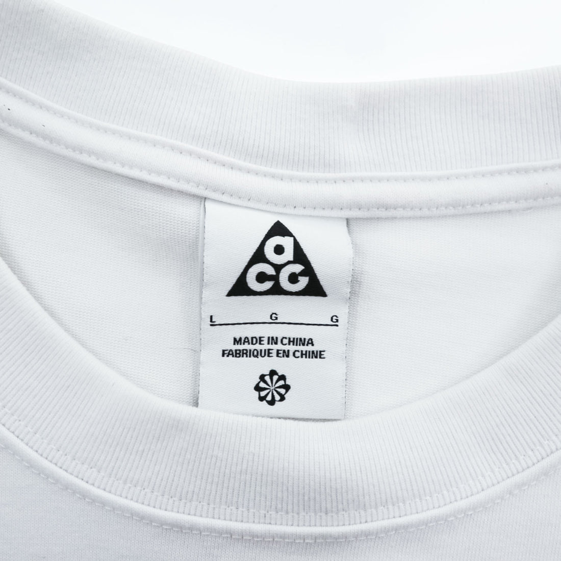 Nike ACG Fishing Graphic Long Sleeve T-Shirt White Size L