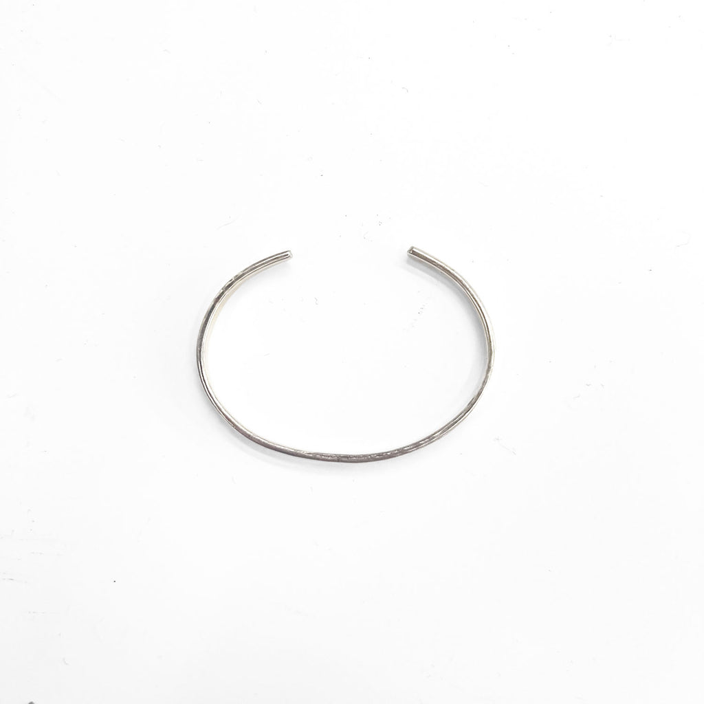 Navajo Tahe Sterling Cuff Bracelet ナバホ族 バングル シルバー インディアンジュエリー STERLING スタンプワーク