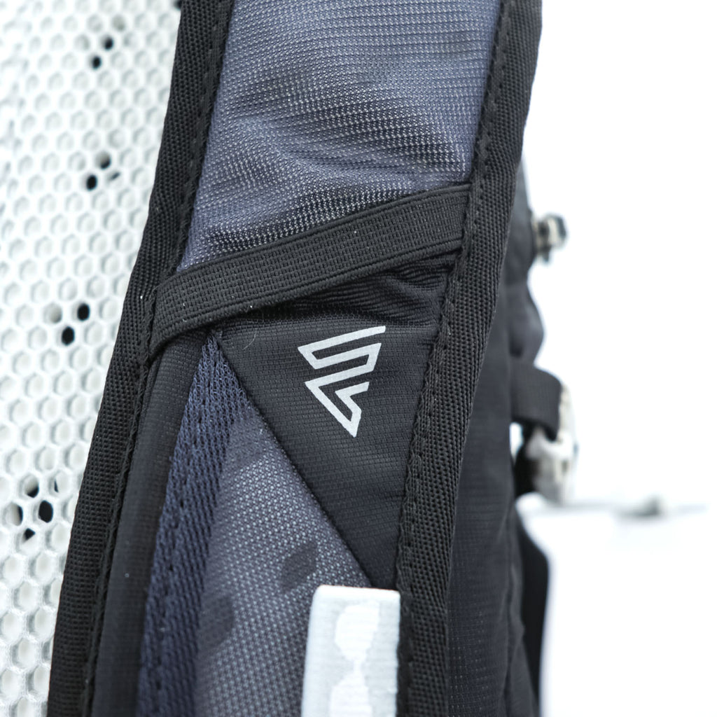 GREGORY MIWOK 18 Black Drawcord Backpack