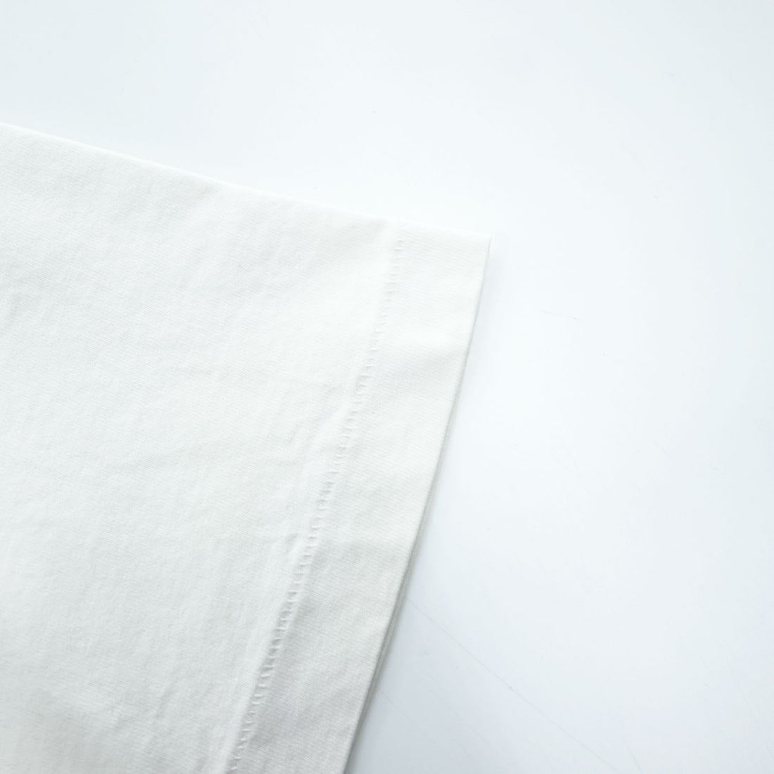 BRU NA BOINNE T-Shirt M White Double-Sided Print Single Stitch