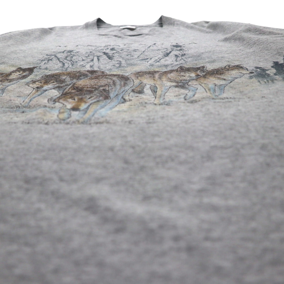 anvil 90s USA Made Single Stitch T-Shirt, XL, Gray, MINESOTA, Double-Sided Animal Print, Wolf