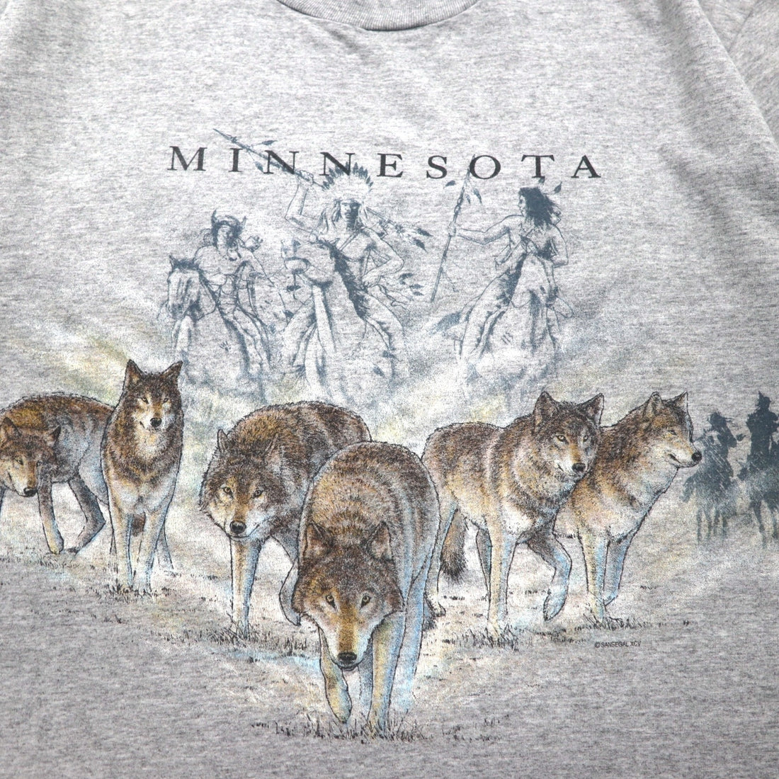 anvil 90s USA Made Single Stitch T-Shirt, XL, Gray, MINESOTA, Double-Sided Animal Print, Wolf