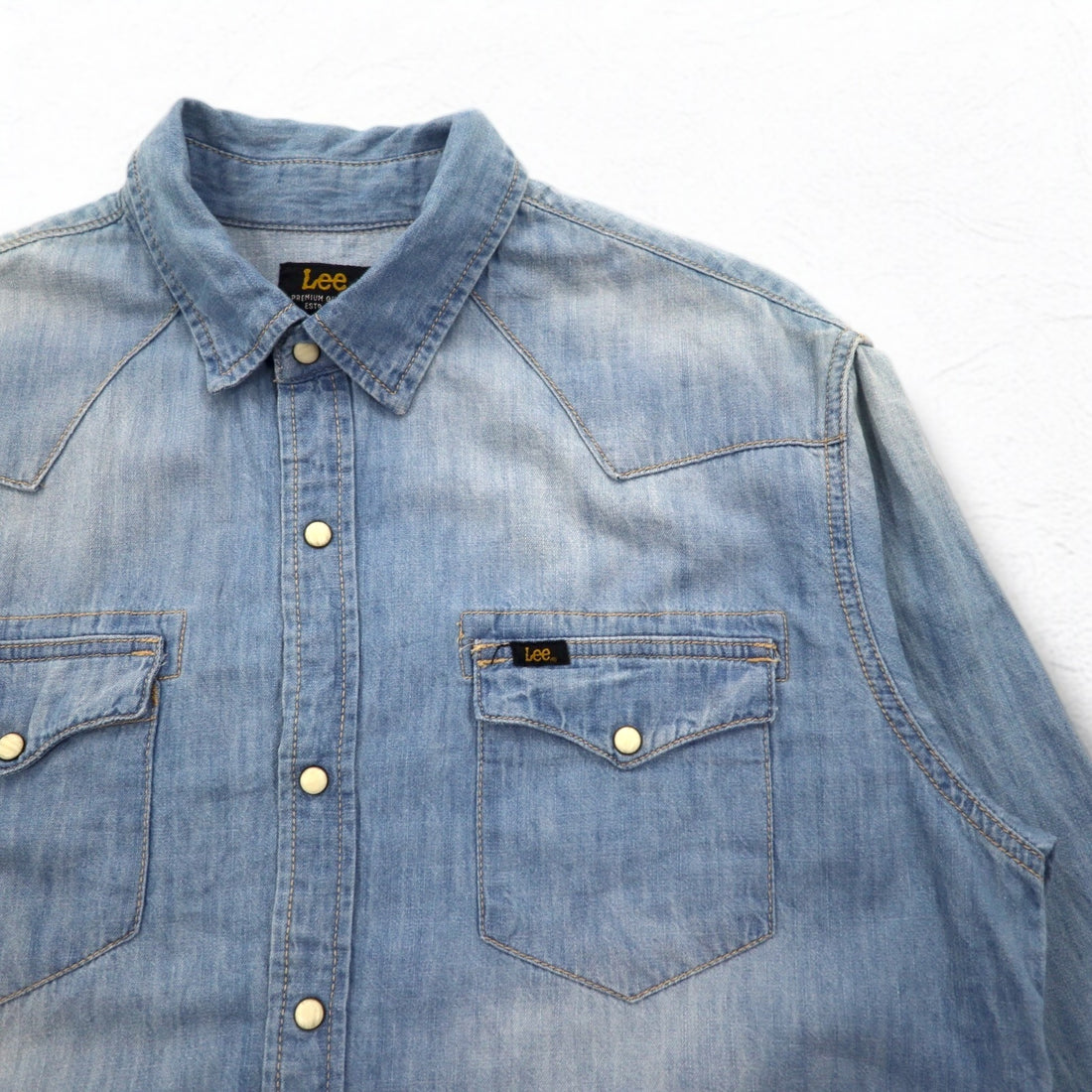 Lee denim western shirt L in indigo blue cotton chest pocket snap button