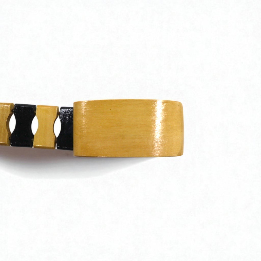 GAIJIN MADE (Hollywood Ranch Market) Wood Belt, Beige and Black