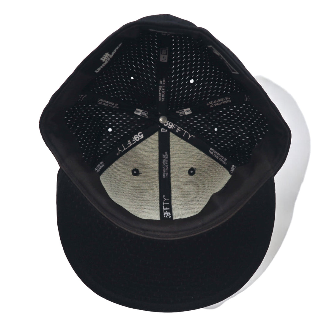 UNDEFEATED × NEWERA Baseball Cap 59.6cm Black Mesh Polyester Logo Embroidery