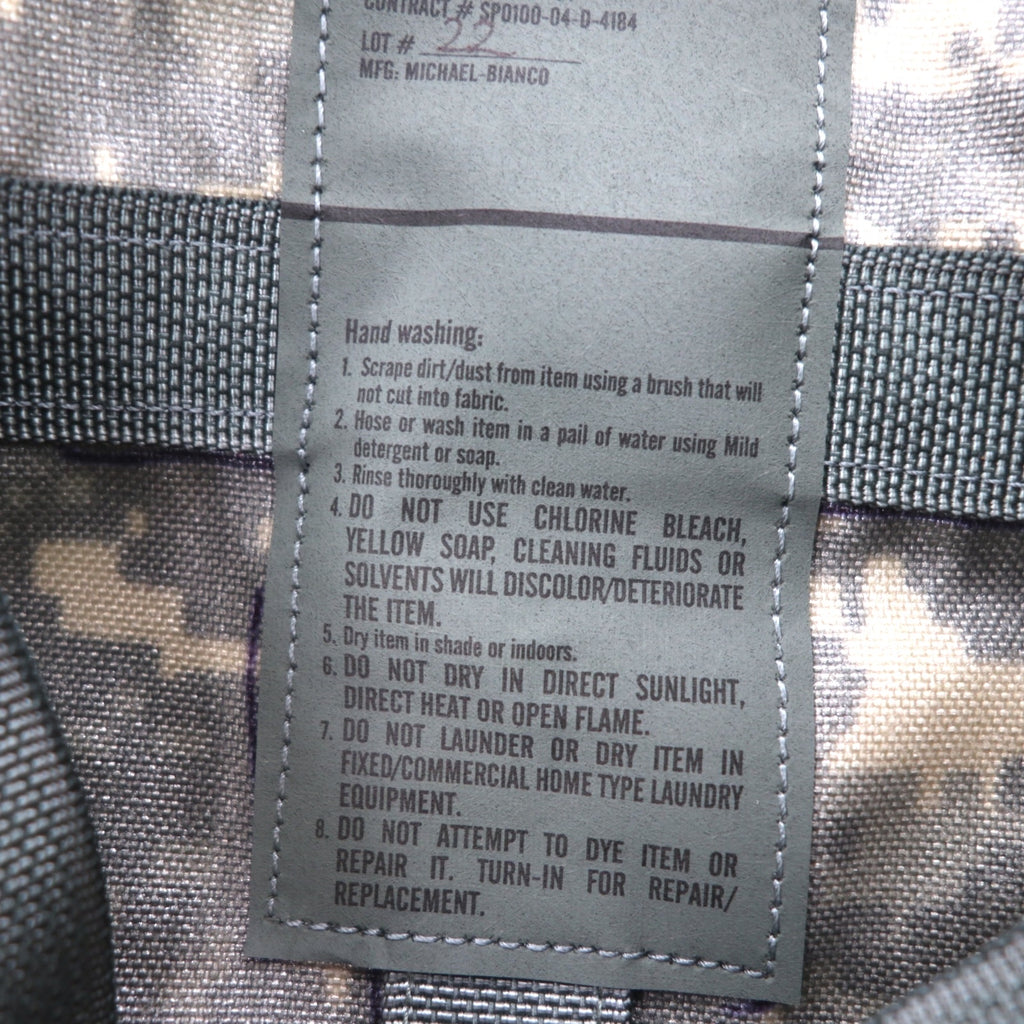 US ARMY MOLLE 2 Radio Bag UCP Shoulder Bag Nylon Digital Camo Military 8465-01-524-7684 Deadstock Unused