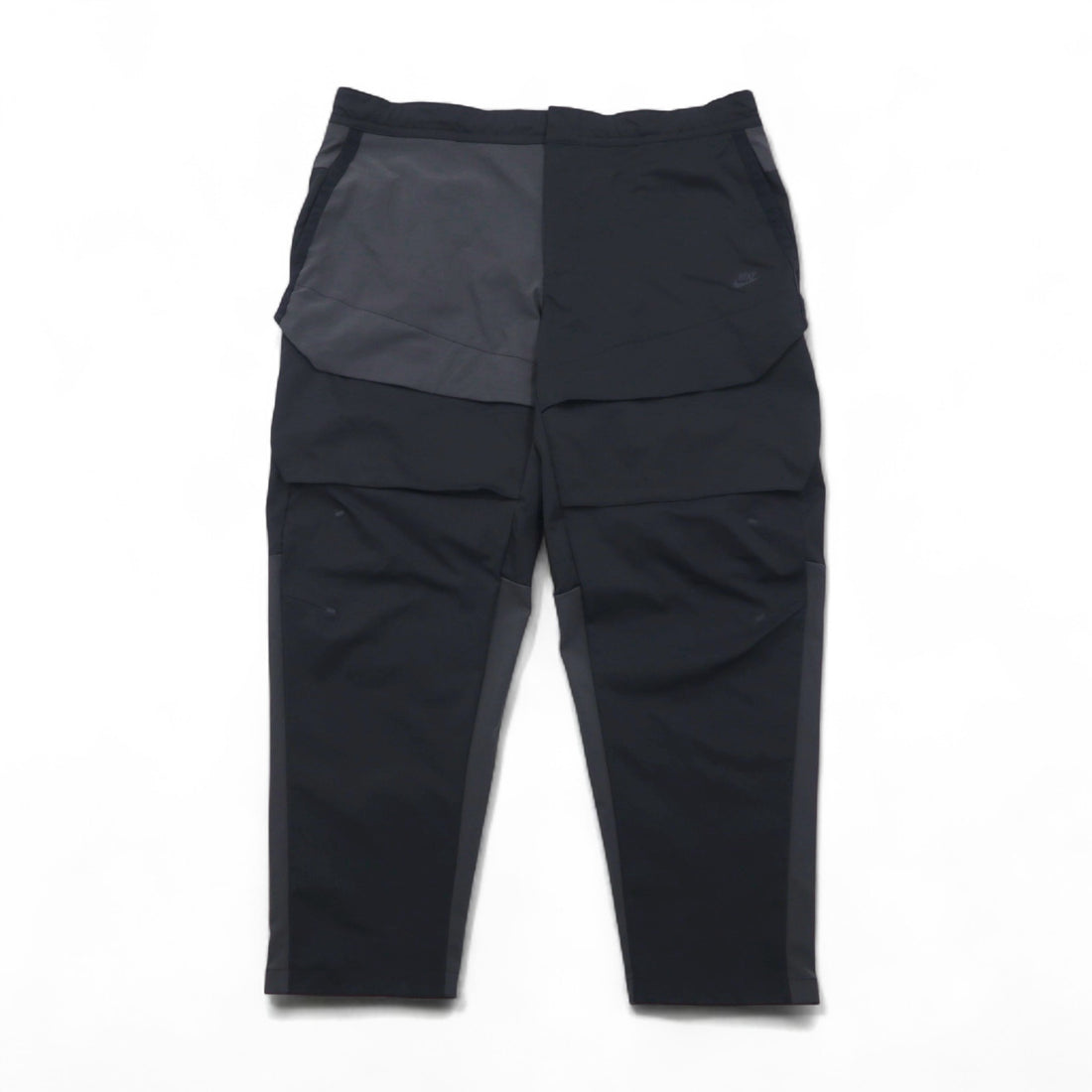 NIKE Wide Tapered Cargo Pants Tech Pack + Reflective Tapered Cargo Pants XL Black Polyester DO4884-010
