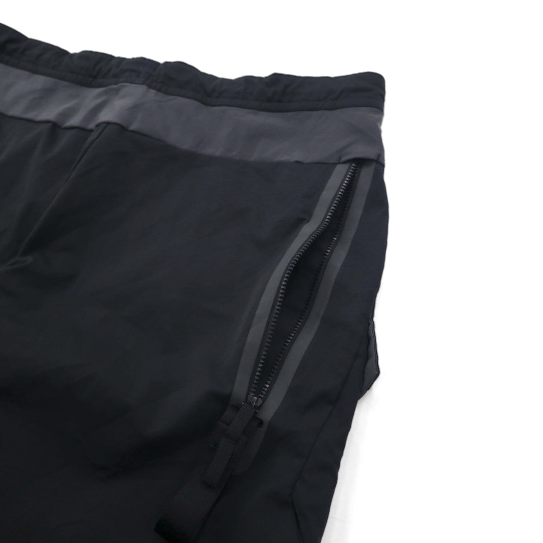 NIKE Wide Tapered Cargo Pants Tech Pack + Reflective Tapered Cargo Pants XL Black Polyester DO4884-010