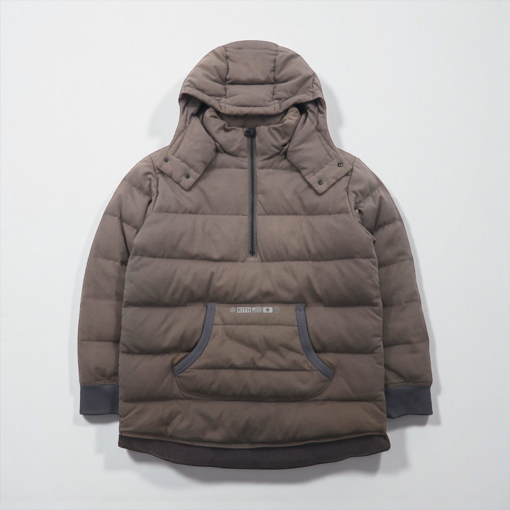 KITH × NANO UNIVERSE × 西川ダウン NAKAMEGURO QUARTER-ZIP PULLOVER CINDER プルオーバー ダウンジャケット S カンガルーポケット アノラック パーカー KH1080