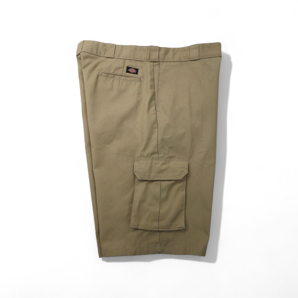 Dickies Loose Fit Baggy Short Cargo Pants, XL, Beige, Polyester and Cotton, Below the Knee