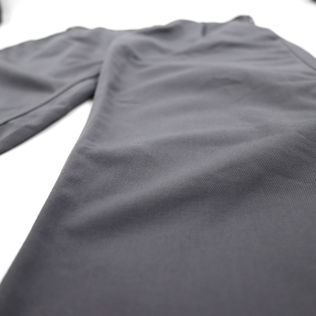 Carhartt WIP ABBOTT PANT I025813, pleated tucked chino work pants, size L, gray polyester.