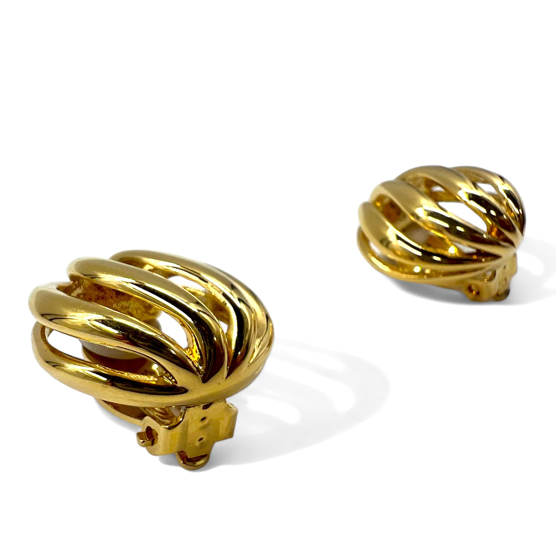 NINA RICCI Retro Earrings Gold Round Wave Vintage