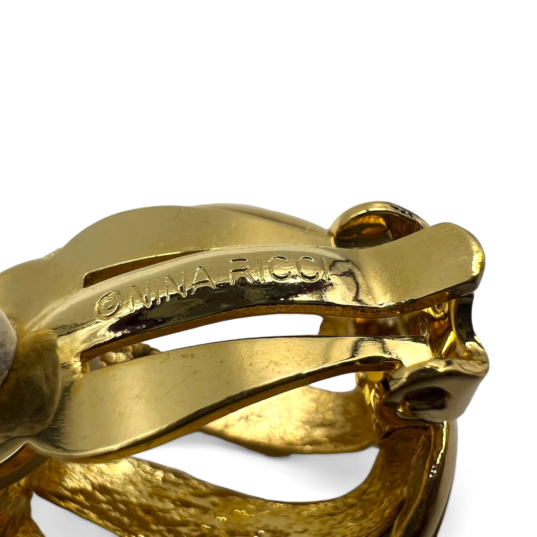 NINA RICCI Retro Earrings Gold Round Wave Vintage