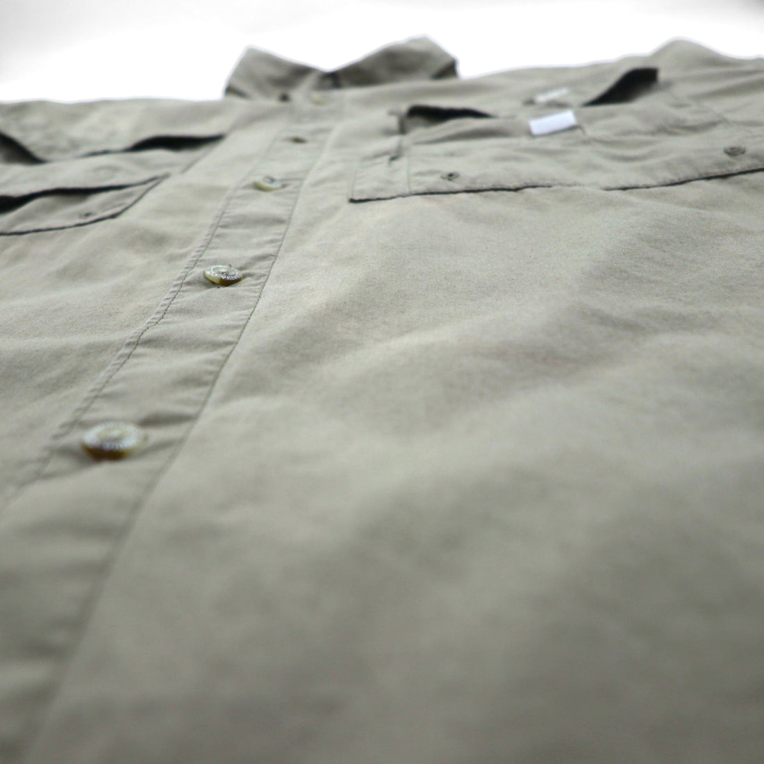 Columbia PFG Bahamas Short Sleeve Fishing Shirt, Size L, Khaki Cotton Utility Multi-Pocket, FM7130