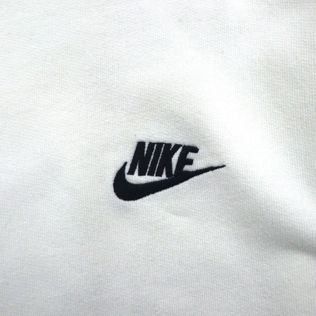 NIKE 90s Silver Tag Sweatshirt, Size M, One-Point Logo Embroidery, Cropped, Short Length