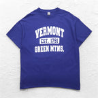 GILDAN College Print Ultra Cotton 3-Layer Print T-Shirt XL Blue Arch Logo Vermont Green MTNS