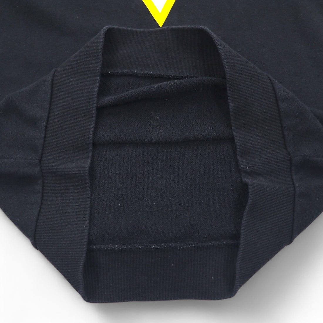 GUESS Triangle Logo Print Sweatshirt L Black Cotton