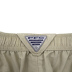 Columbia PFG Permit II Omni-Shade Fishing Cargo Shorts, Size L, Beige, Wick Fishing Cargo FM4555
