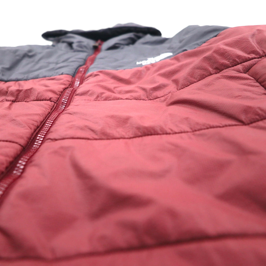 THE NORTH FACE Primaloft Padded Hoodie Jacket, Size L, Gray/Bordeaux Two-Tone Nylon