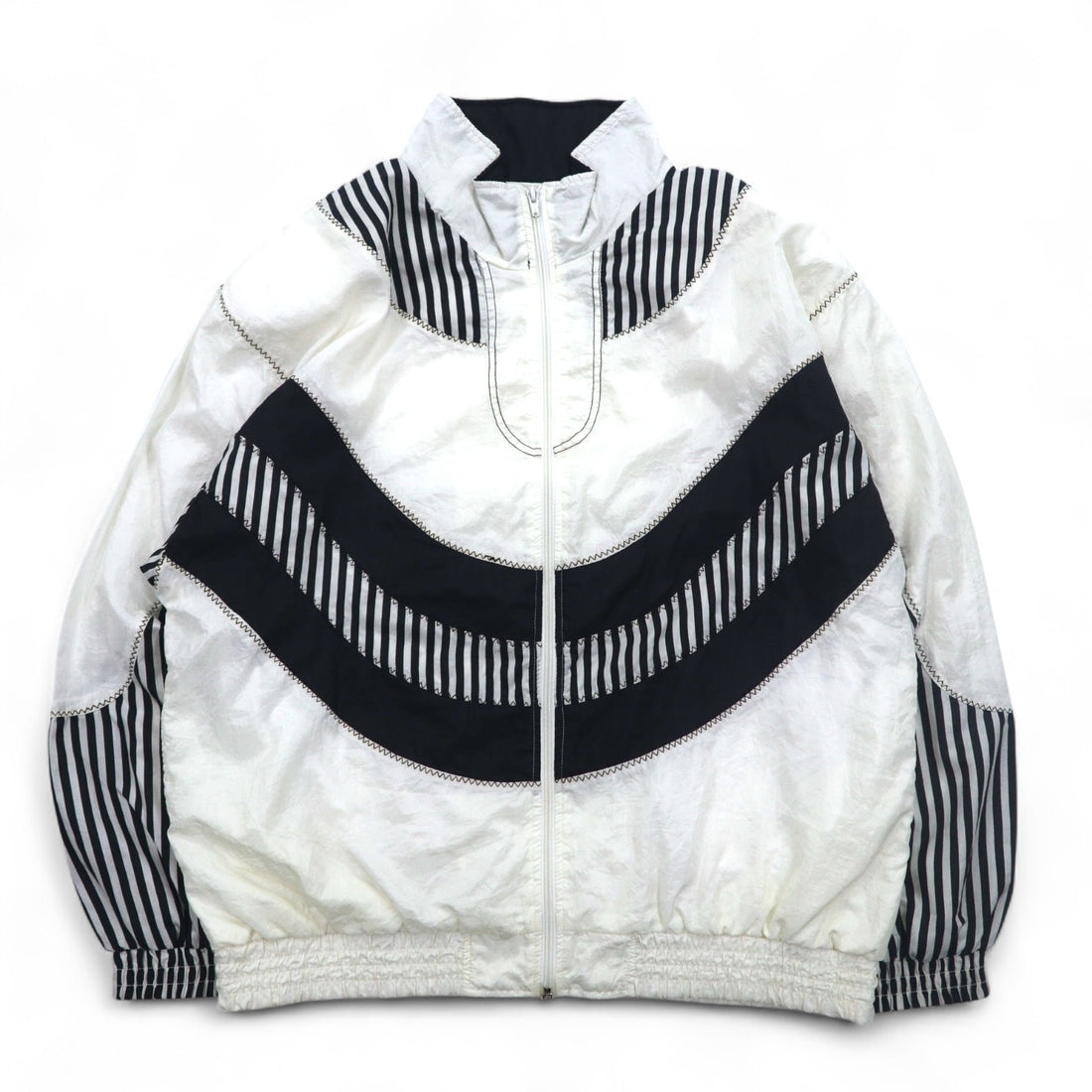 Vintage 80s Windbreaker Jacket SUNTERRA Nylon Jacket Jersey L White All-over Pattern